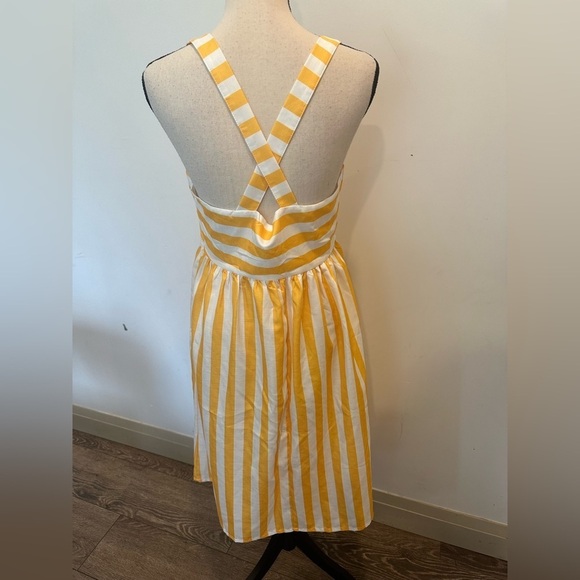 PatPat Yellow and White Striped  Criss Cross Dress SZ L - Picture 4 of 6